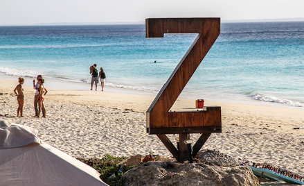 Zanzibar stał się w ostatnich latach niezwykle popularnym kierunkiem podróży, głównie za sprawą biur