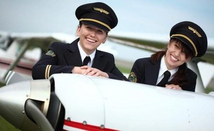 Mury PWSZ w Chełmie opuściło w ciągu dekady 150 licencjonowanych pilotów i 120 mechaników.