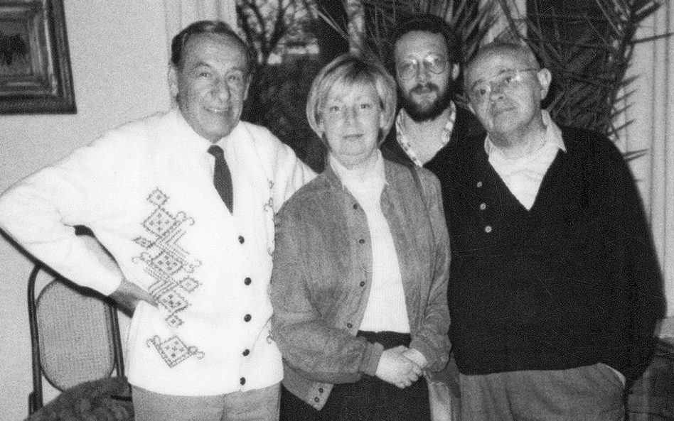 Ewa Lipska i Stanisław Lem z przyjaciółmi, lata 80.