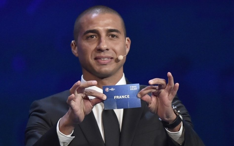 Jako pierwsza "wylosowana" została Francja - reprezentacja gospodarzy musiała jednak trafić do grupy