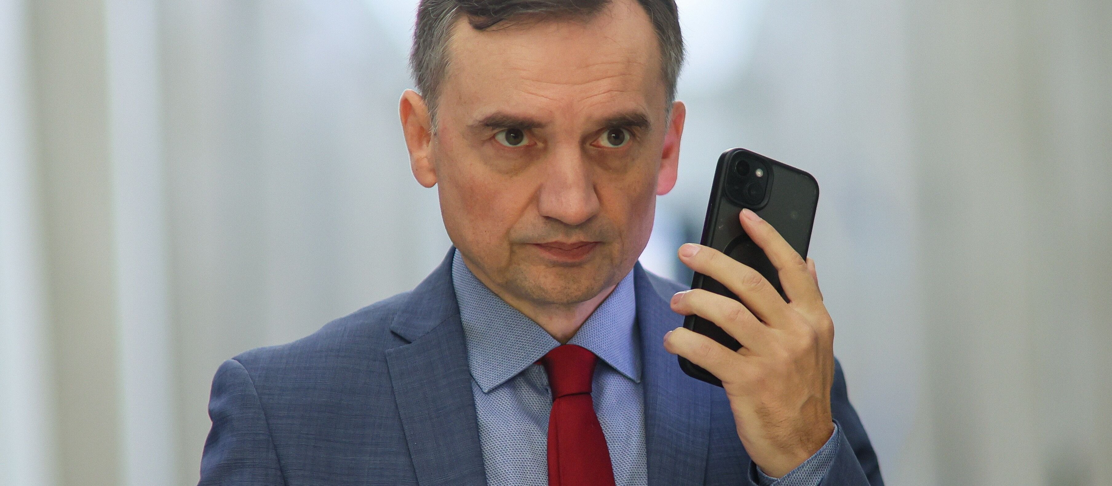 Bogusław Chrabota: Zbigniew Ziobro rozpętuje z Węgier polską wojnę domową