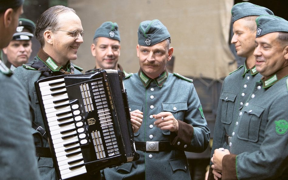 „Zwykli ludzie”, reż. M. Oldenburg, O. Halmburger, dystr. Netflix