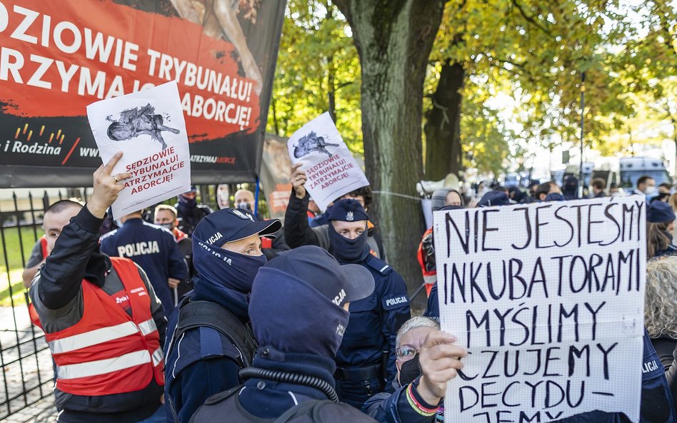 Bogusław Chrabota: Zły czas na wojnę o aborcję