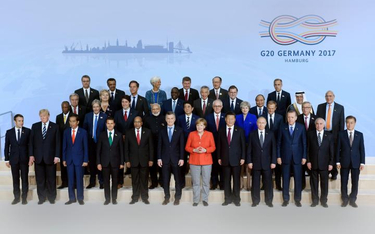 Uczestnicy szczytu. Przywódcy 19 krajów należących do G20, Unii Europejskiej, instytucji międzynarod