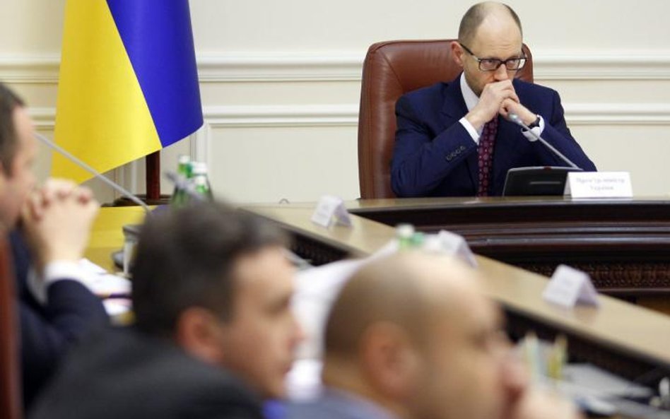 39-letni Arsenij Jaceniuk jest jednym z najmłodszych premierów na świecie a zadanie do wykonania ma 