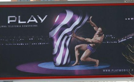 sąd zarejestrował podwyższenie kapitału P4, operatora komórkowej sieci Play