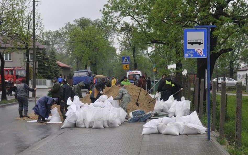 Samorządy mogą sięgać po skazanych