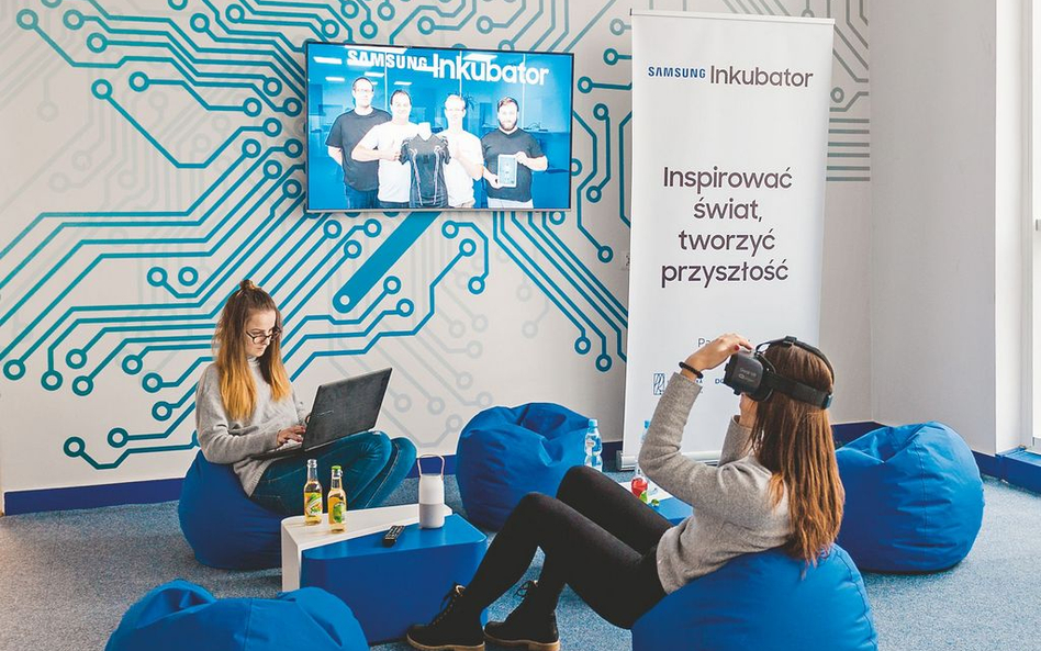 Zajęcia dla młodych w Samsung Inkubatorze.