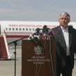 Prezydent Lech Kaczyński na warszawskim Okęciu