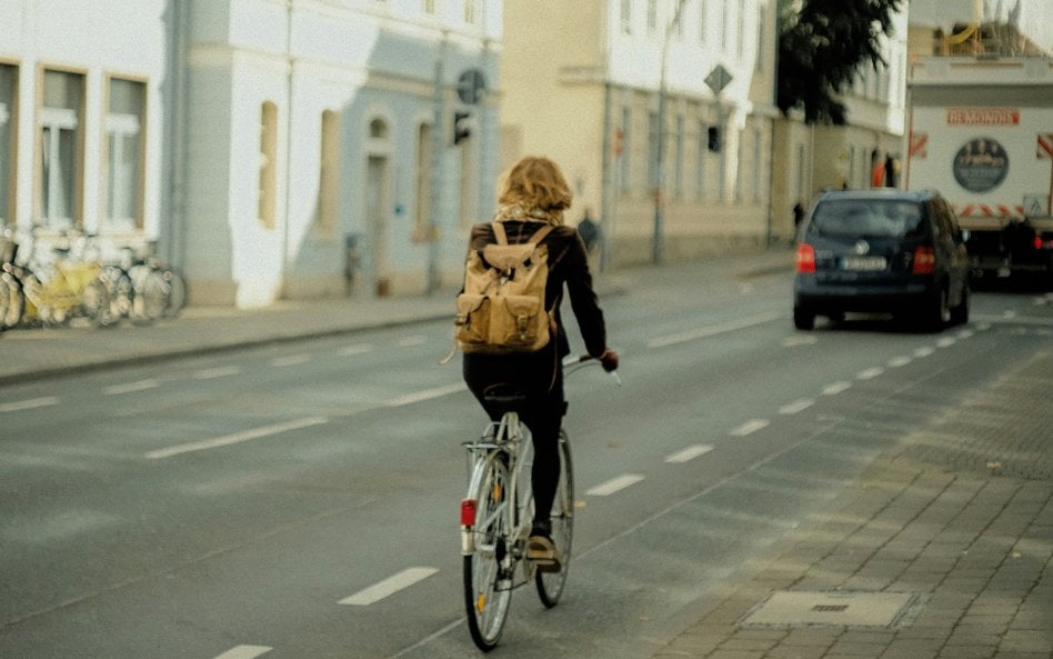W gronie 20 ośrodków miejskich z całego świata bardzo wysoką, szóstą, pozycję zajęła Warszawa.