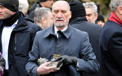 Poseł PiS Antoni Macierewicz