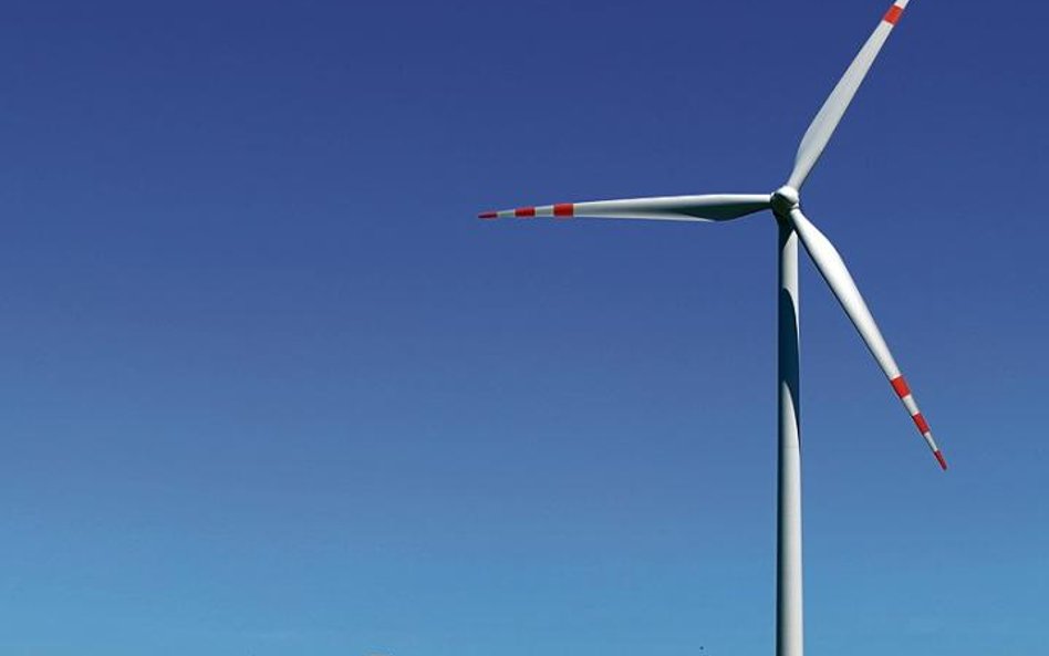 Z prawnego punktu widzenia budowanie farm wiatrowych w Polsce nie jest zadaniem łatwym
