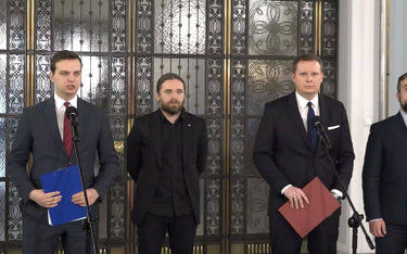 Posłowie Konfederacji: Jakub Kulesza, Dobromir Sośnierz, Krystian Kamiński i Michał Urbaniak