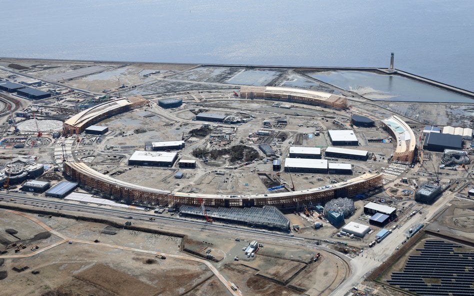 Wielki Krąg w Osace, zdjęcie z lutego 2024 roku. Konstrukcja była jeszcze wówczas na etapie powstawa