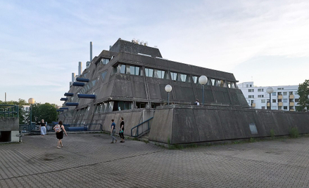 W berlińskim budynku „Mäusebunker” pierwotnie mieściło się laboratorium, w którym prowadzono badania
