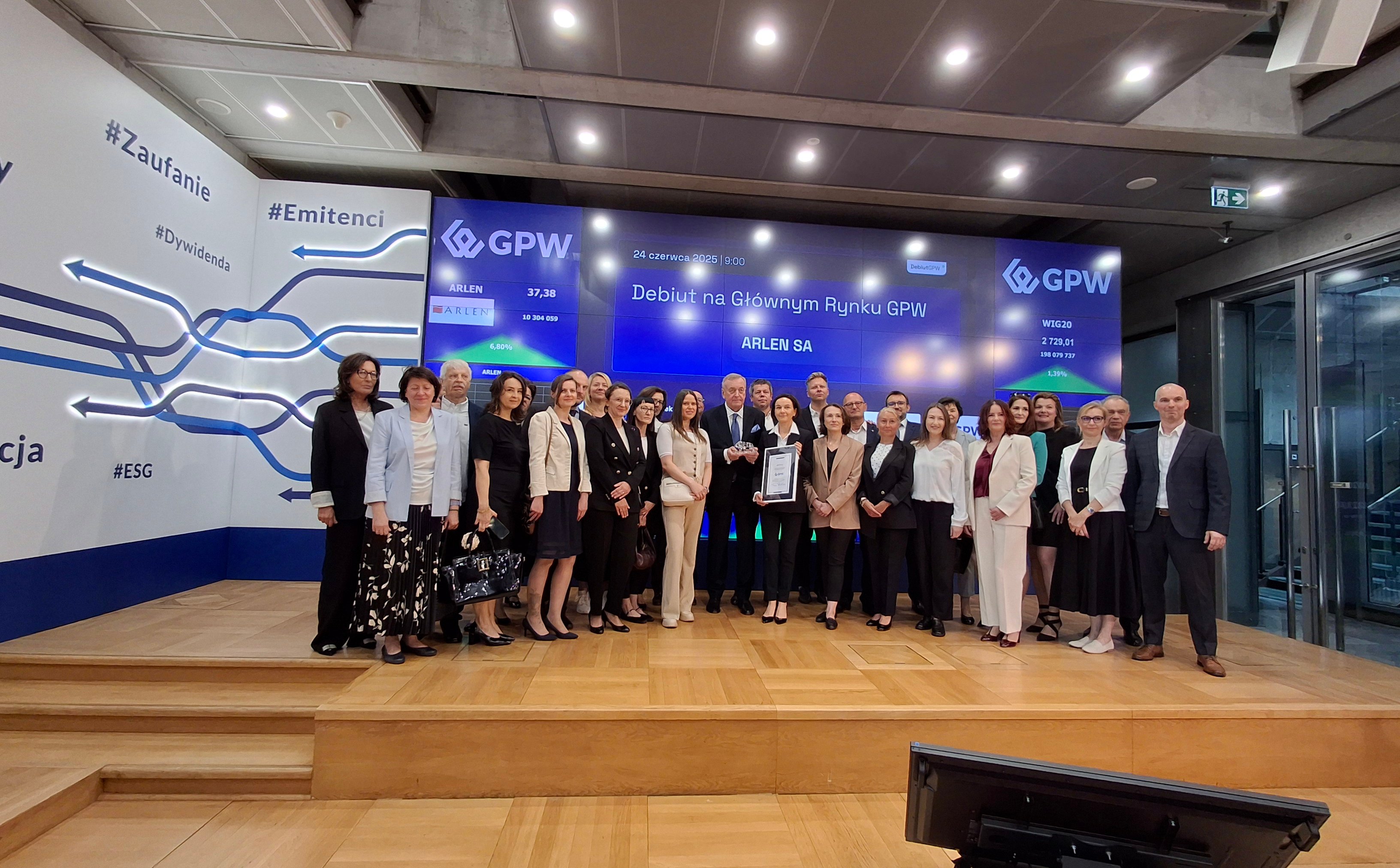 Fundusze PZU kupiły akcje dostawcy armii