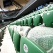Krzesełka na stadionie Legii tuż po ich zamontowaniu