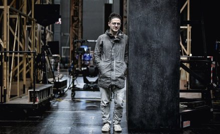 Wajdi Mouawad (na zdj.) przekonuje, że wymazaliśmy pamięć o zbrodniach, które działy się jeszcze tak