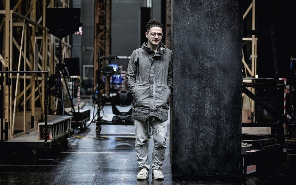 Wajdi Mouawad (na zdj.) przekonuje, że wymazaliśmy pamięć o zbrodniach, które działy się jeszcze tak