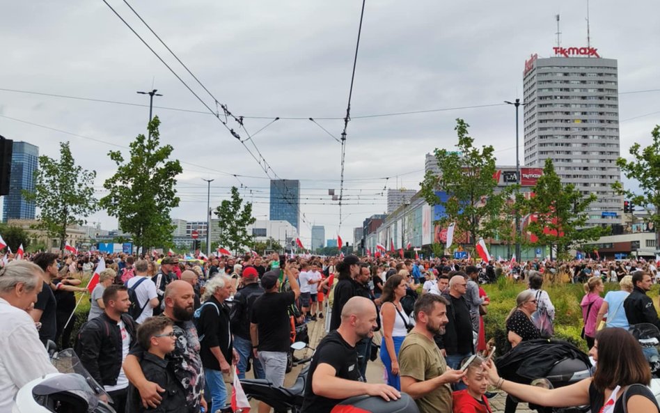 Zablokowane były Aleje Jerozolimskie