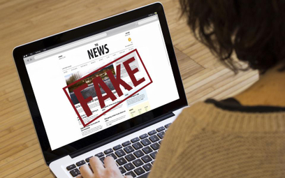 Jak firma może się bronić przed fake newsami
