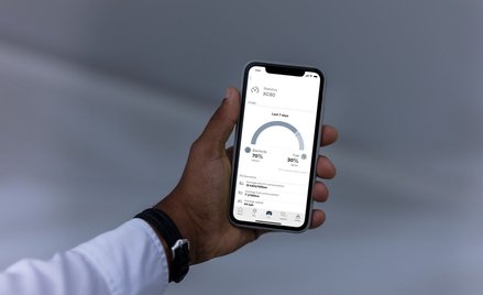 AI wchodzi do samochodów