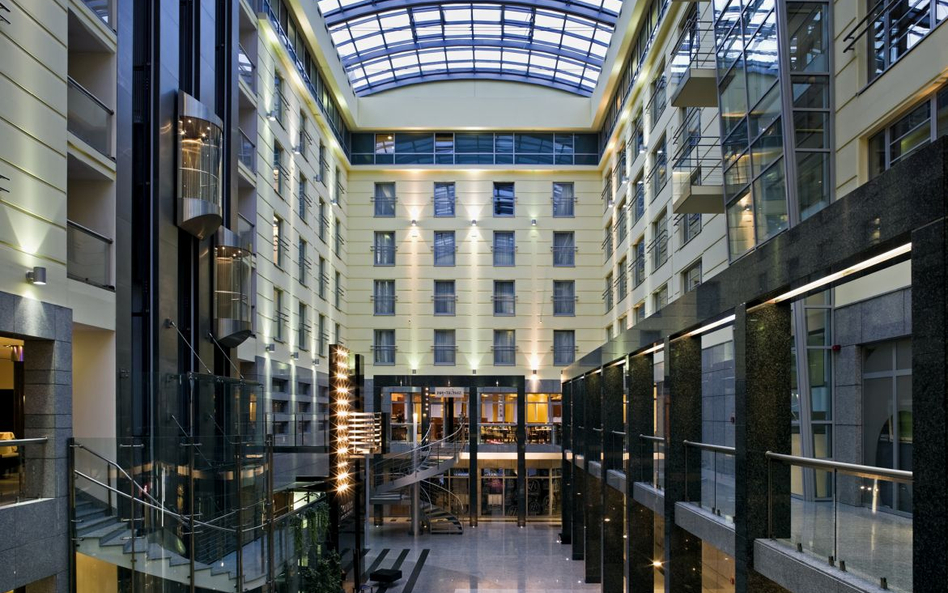 Przez koronawirusa Orbis zamknął wrocławski Sofitel