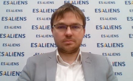 Przemysław Tychmanowicz rozmawiał z Andrzejem Bieńkiem, dyrektorem w Esaliens TFI.