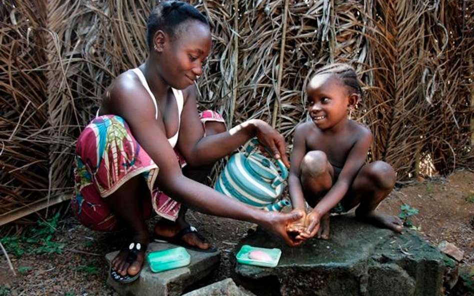 Podaruj dzieciom w Sierra Leone czystą wodę