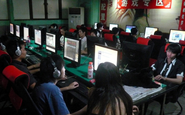 Chiny: Nastolatek uzależniony od internetu zmarł w ośrodku odwykowym