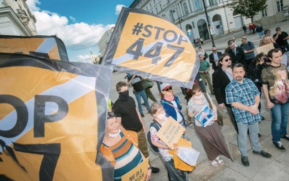 Amerykańska ustawa stała się tematem wielu manifestacji