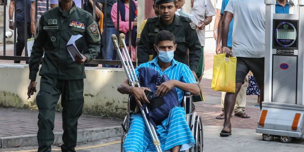 Sri Lanka's worst dengue epidemic in a decade: 76,000 cases, 53 deaths, army deployed