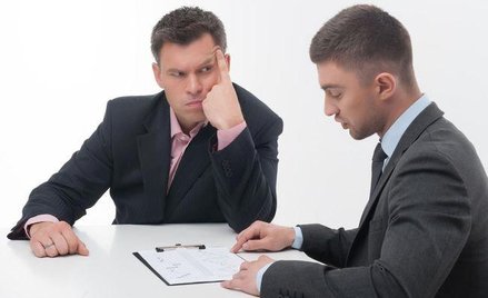 Jak zawrzeć umowę zlecenia ze studentem