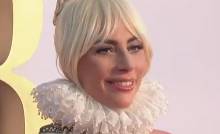 Utwory Gagi i Ariany Grande przykładem „obraźliwych piosenek”