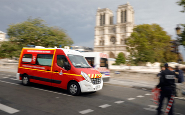 Paryż: Nożownik w prefekturze policji