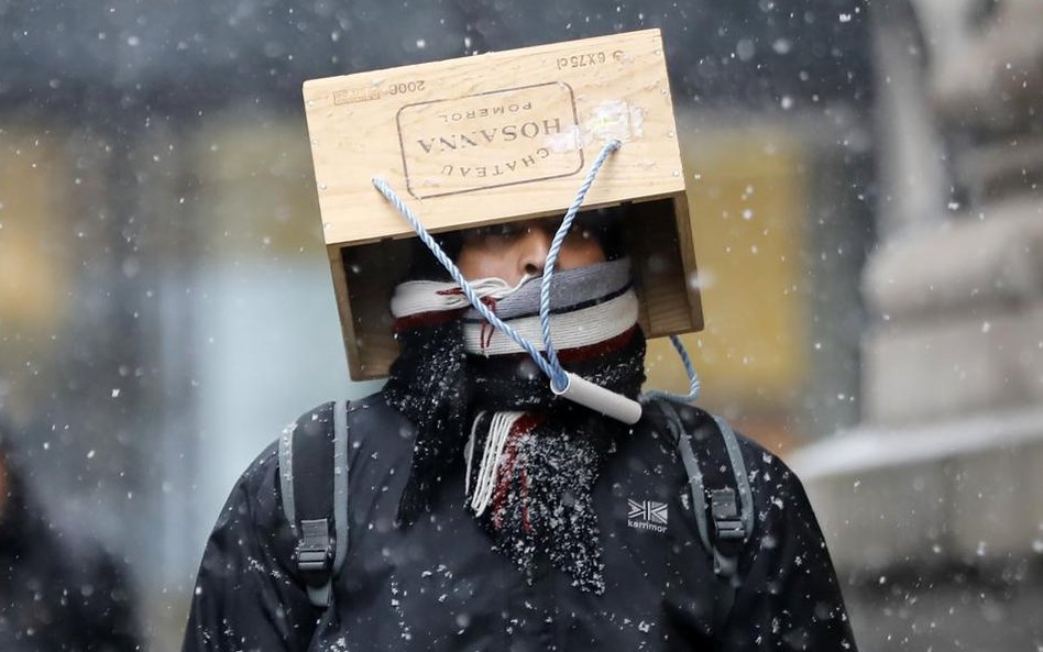 Mocne opady śniegu w Londynie