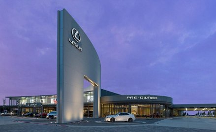 Raport lojalności klientów w USA. Wygrywa Lexus i Subaru