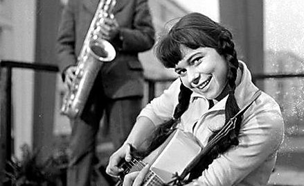 Karin Stanek na planie filmu Janusza Morgensterna “Dwa żebra Adama” (1963) (fot. Bogusław Lambach)