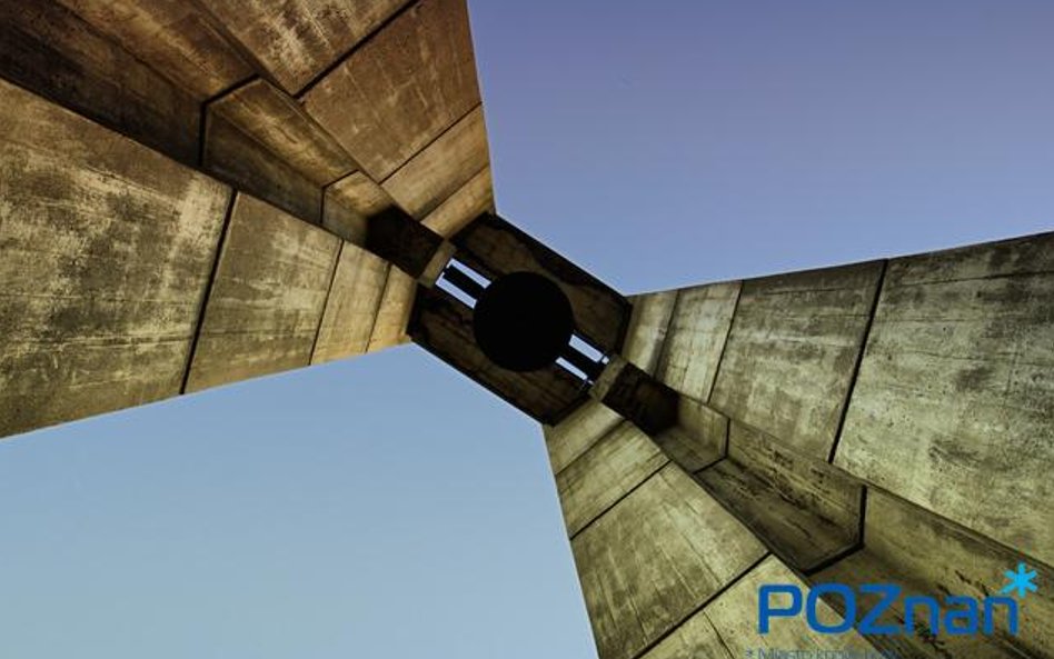 Dzwon Pokoju i Przyjaźni Między Narodami to pomnik znajdujący się w Poznaniu na Cytadeli. Dzwon odla