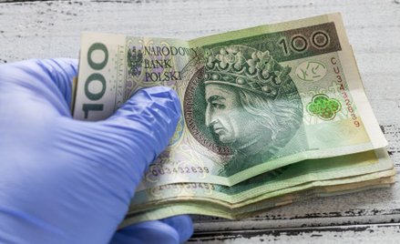 Wnioski o wakacje kredytowe do września