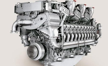 Rolls-Royce i Daimler złozyły ofertę na Tognum
