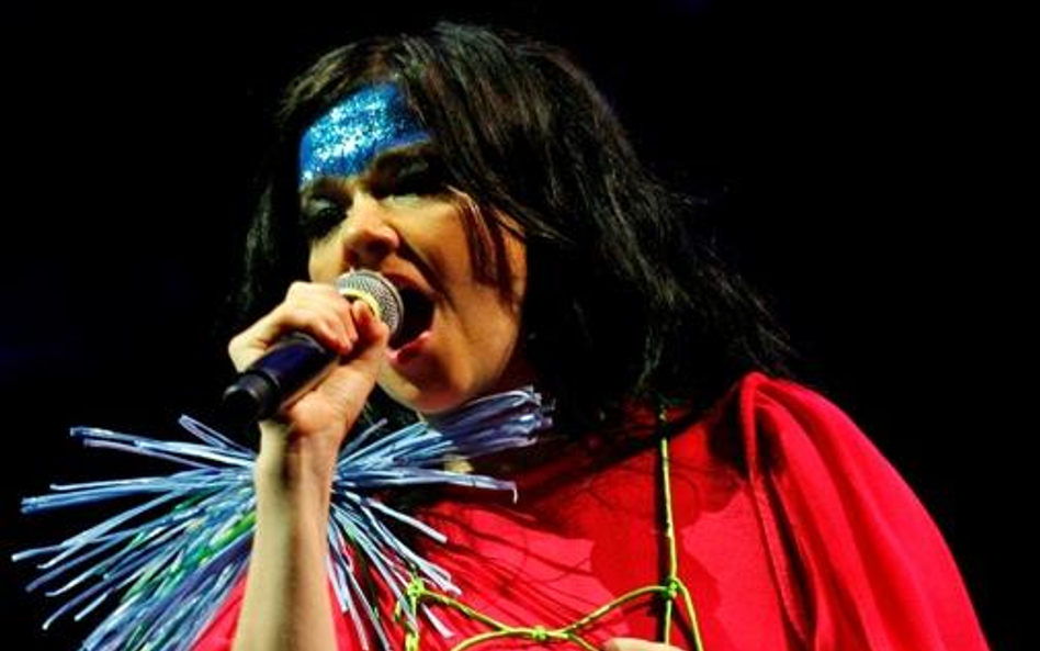 Bjork - Biophilia