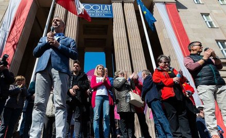 Spot sfinansowany z budżetu Ministerstwa Edukacji Narodowej miał przekierować sympatie społeczne do 