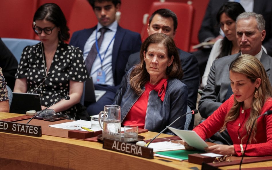Amerykańska ambasadorka przy ONZ Dorothy Camille Shea (w środku) powiedziała to, czego nie mógł z si