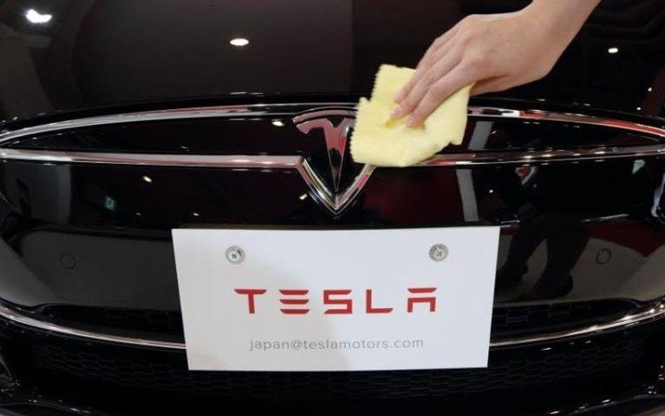 Tesla spełnia warunki SEC. Nowi dyrektorzy w radzie