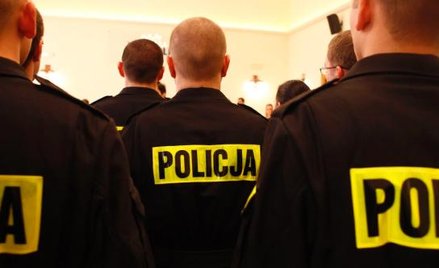 Każdej doby na polskie ulice wychodzi lub wyjeżdża ok. 10 tys. patroli. Każdy powinien być wyposażon