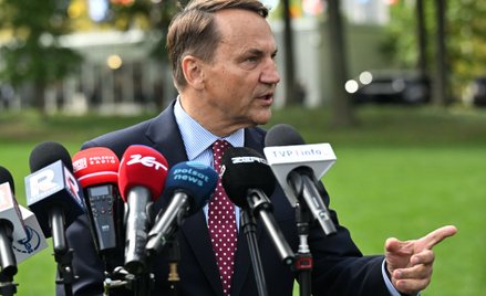 Jacek Czaputowicz: Czy minister Sikorski storpeduje Fort Trump?