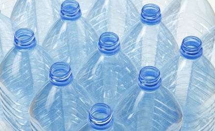 W sklepie zapłacimy kaucję od plastikowych butelek
