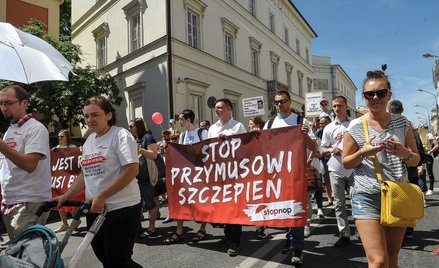 Protest przeciwko przymusowym szczepieniom
