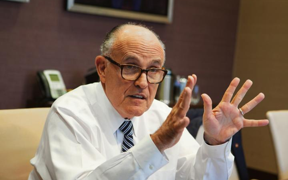 Rudy Giuliani: Trump jest dużo lepszy od Hillary Clinton